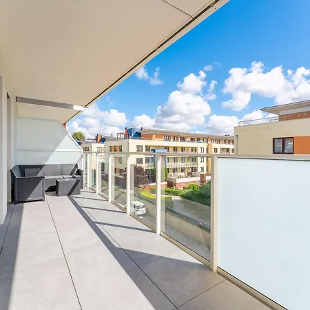 Laba Kollataja Z Parkingiem Apartmán