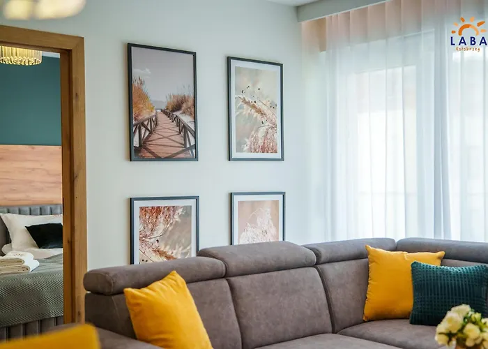 Laba Kollataja Z Parkingiem Kolobřeh