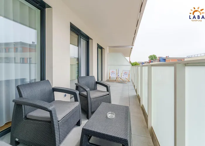 Laba Kollataja Z Parkingiem Kolobřeh