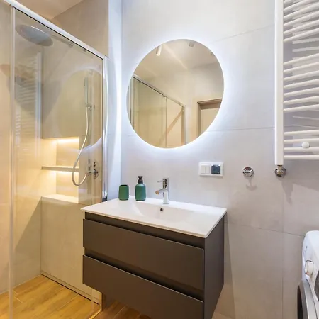 Laba Kollataja Z Parkingiem 公寓