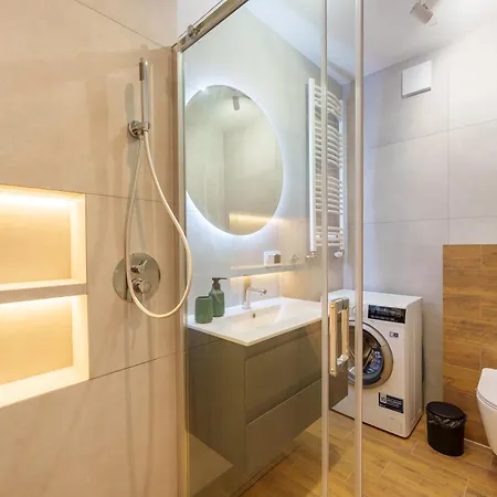 Laba Kollataja Z Parkingiem Lägenhet