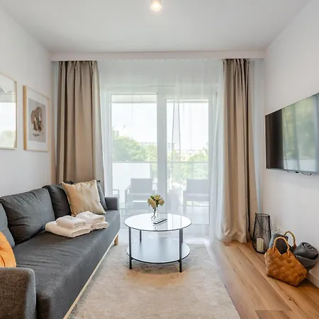 Laba Kollataja Z Parkingiem Lägenhet Kołobrzeg