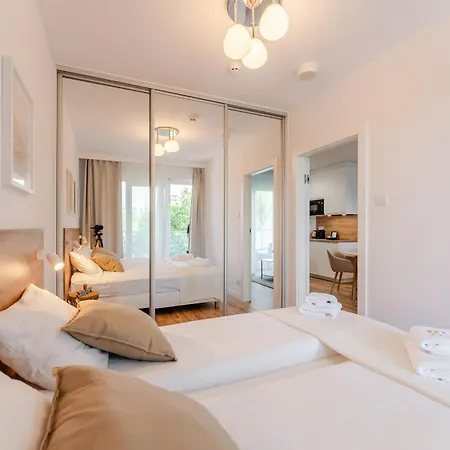 Laba Kollataja Z Parkingiem Lägenhet *