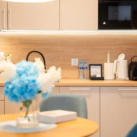 Laba Kollataja Z Parkingiem Lägenhet