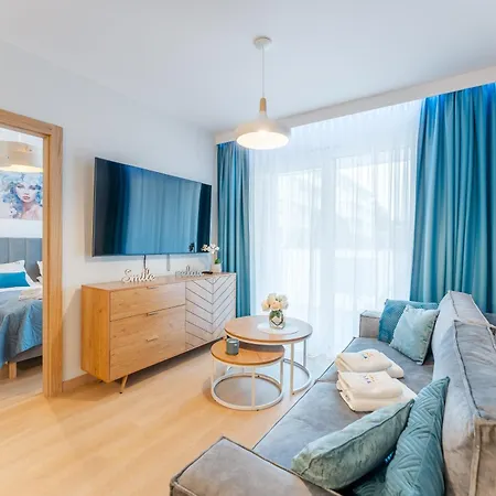 Laba Kollataja Z Parkingiem Lägenhet *